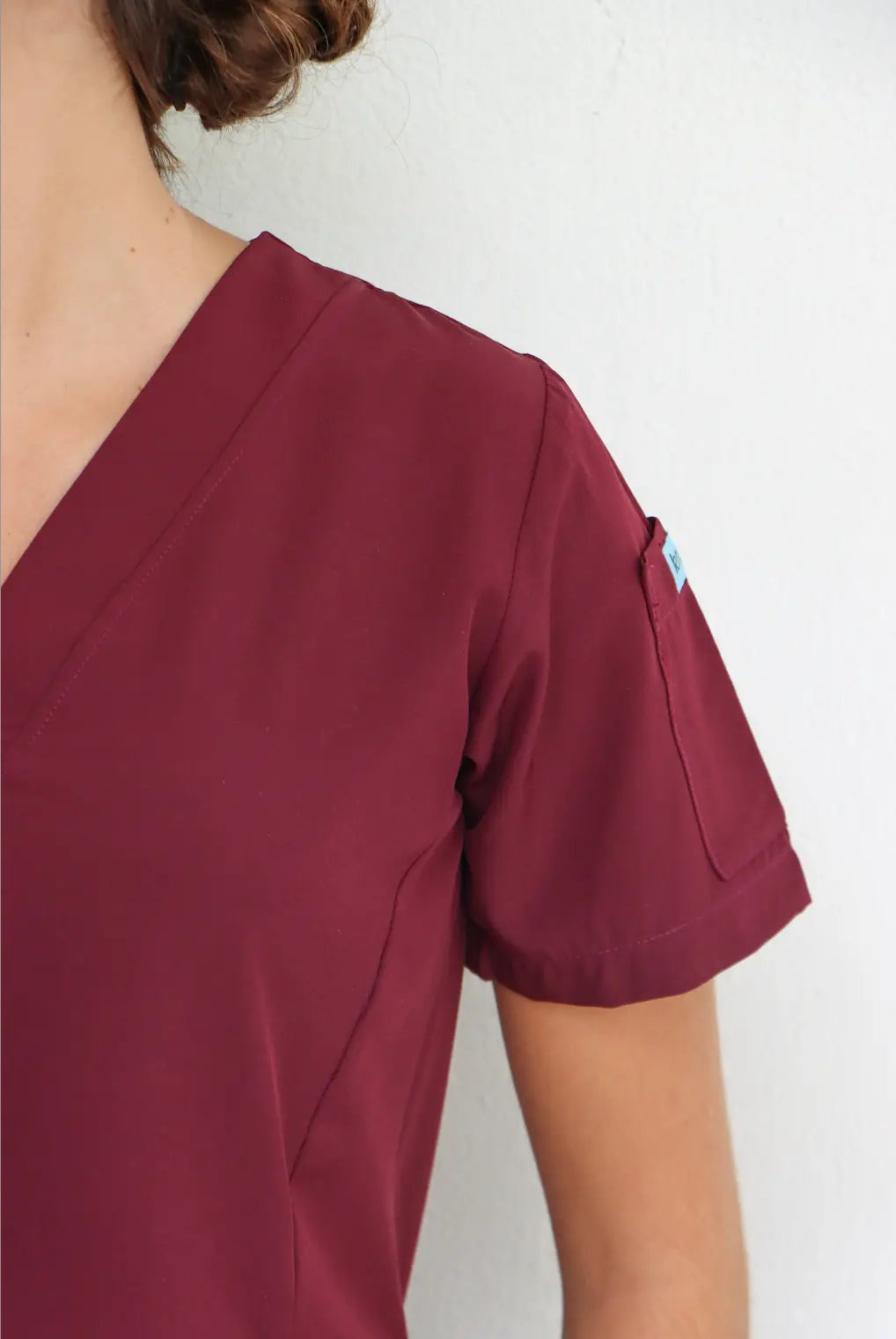 SCRUB I TINTO MUJER KROPP