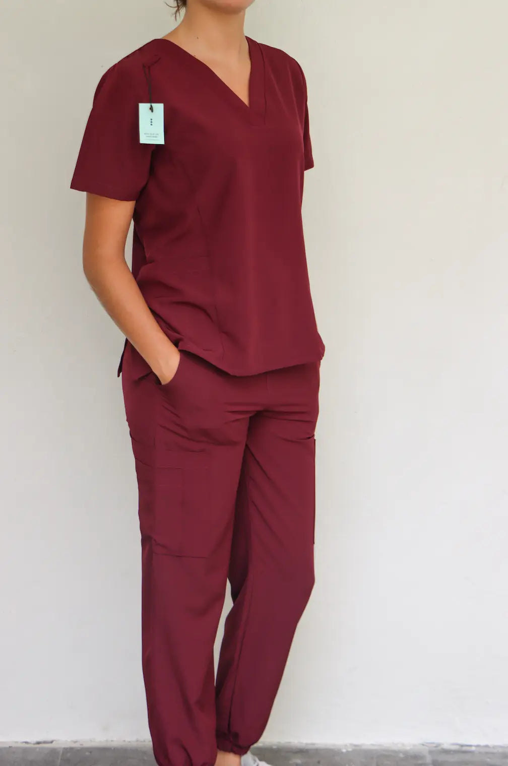 SCRUB I TINTO MUJER KROPP