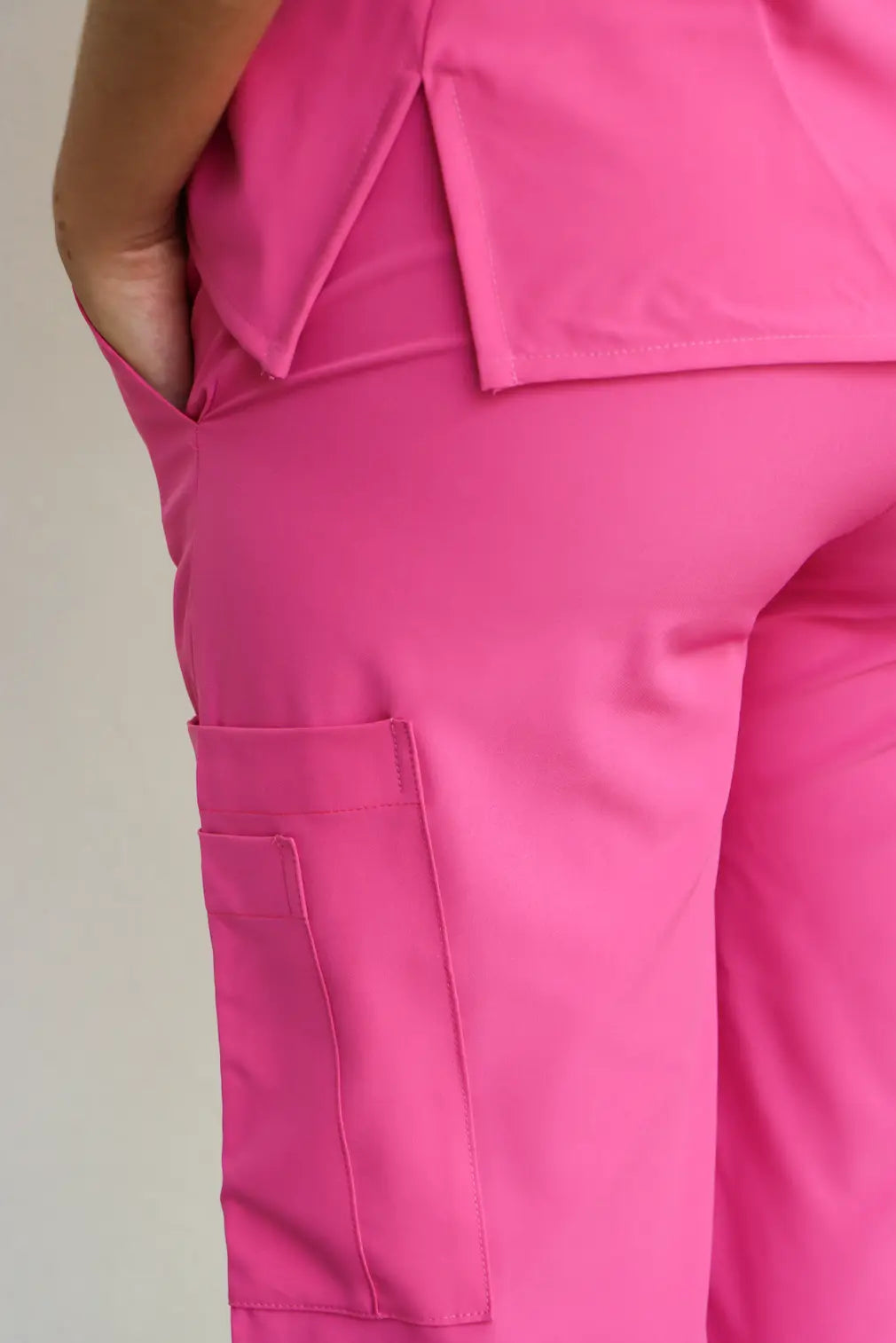 SCRUB I ROSA MUJER KROPP