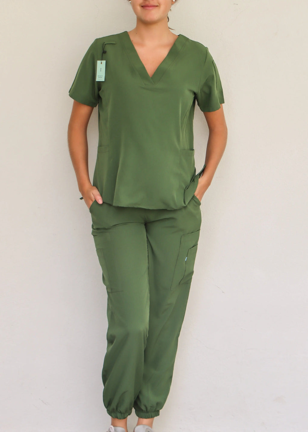 SCRUB I VERDE OLIVO MUJER KROPP